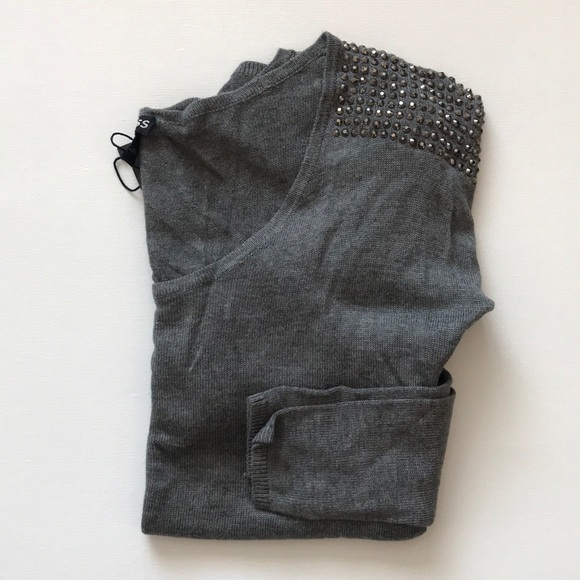 NWT ! Rhinestone Shoulder EXPRESS Sweater - Picture 5 of 8